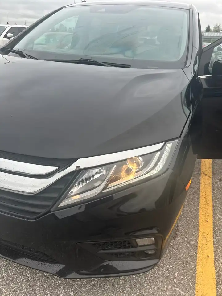 Honda Odyssey снимка Honda Odyssey