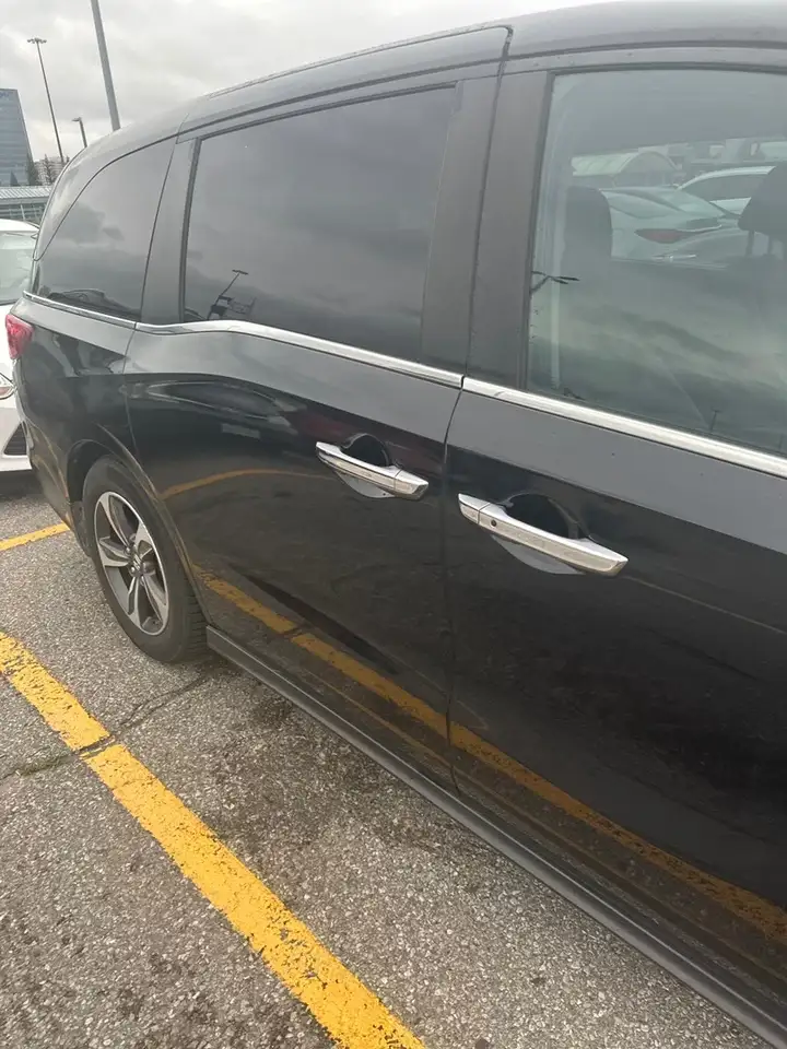Honda Odyssey снимка Honda Odyssey