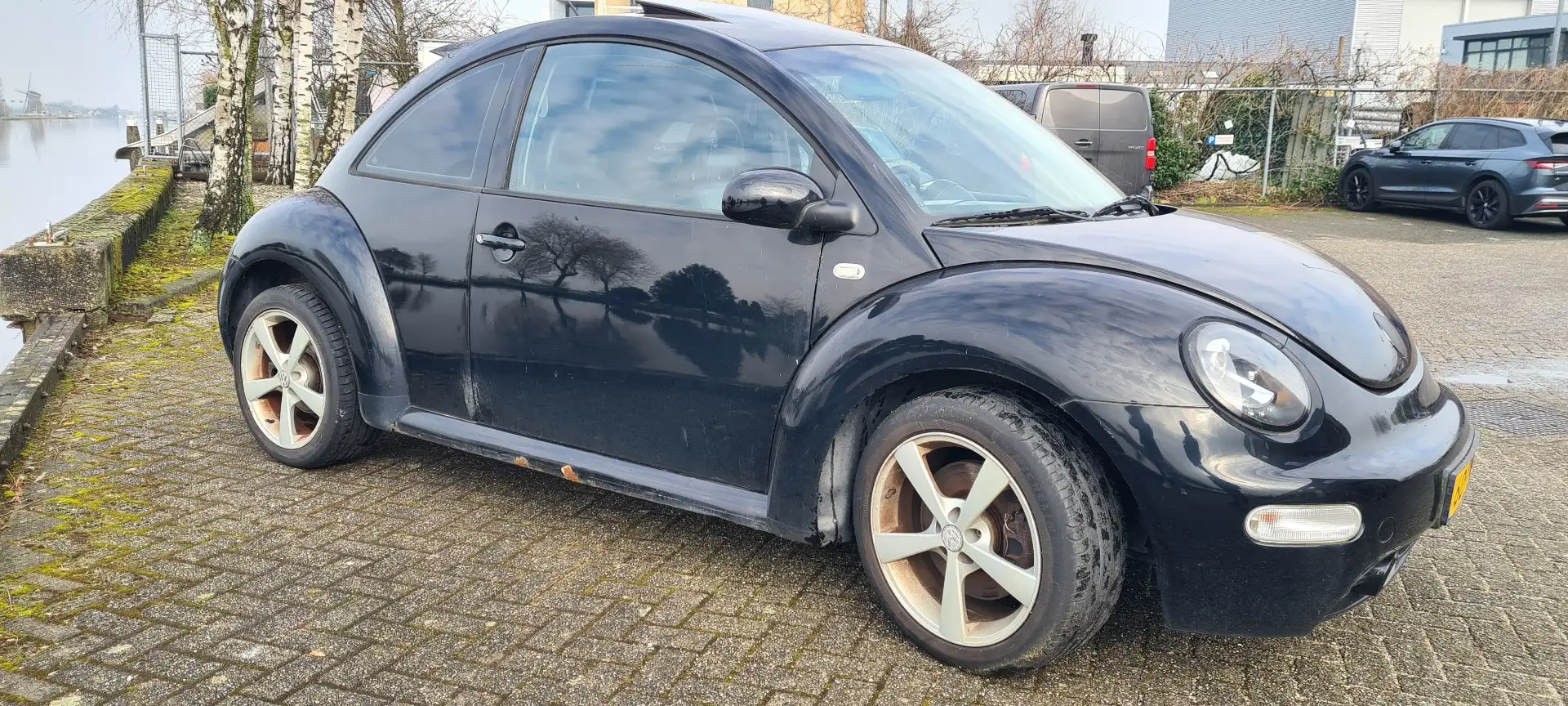 Volkswagen New Beetle 2.3 V5 New beetle Negro - 2