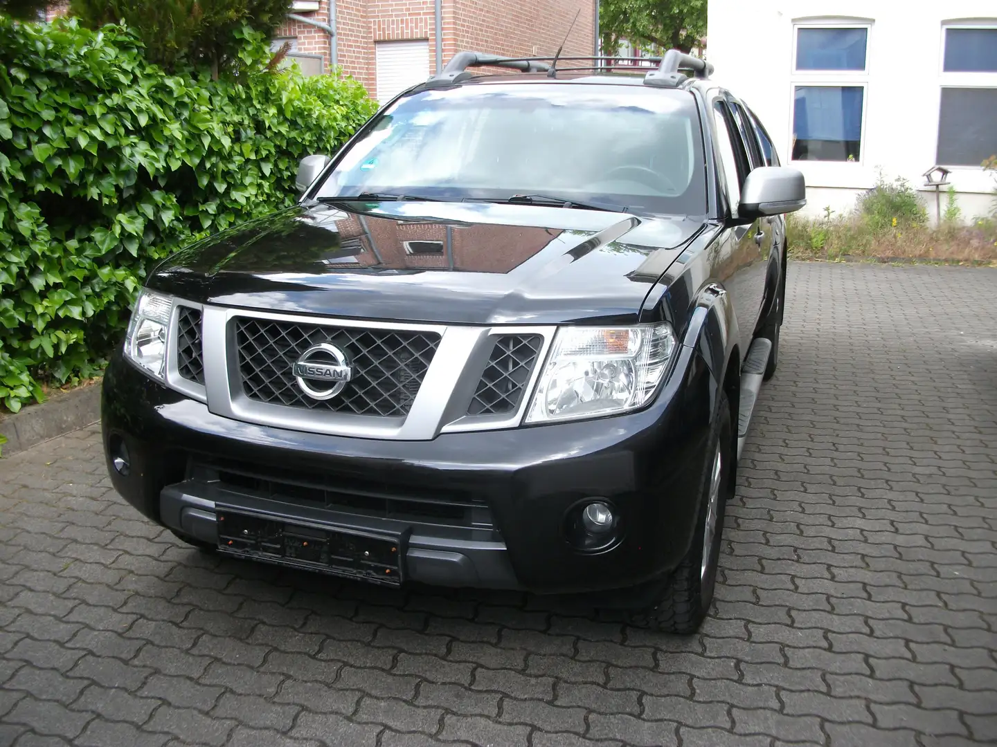 Nissan Navara DPF SE, 4 türer, Klima, Andriod, AHK, 8xAlu ! Negro - 2