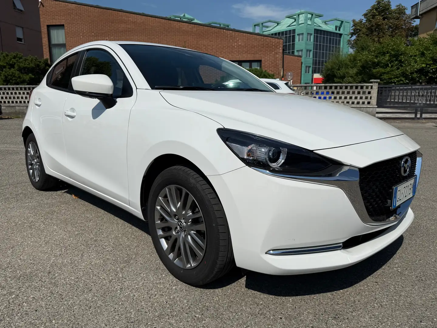 Mazda 2 2 III 2020 1.5 m-hybrid Exceed 90cv Bianco - 1