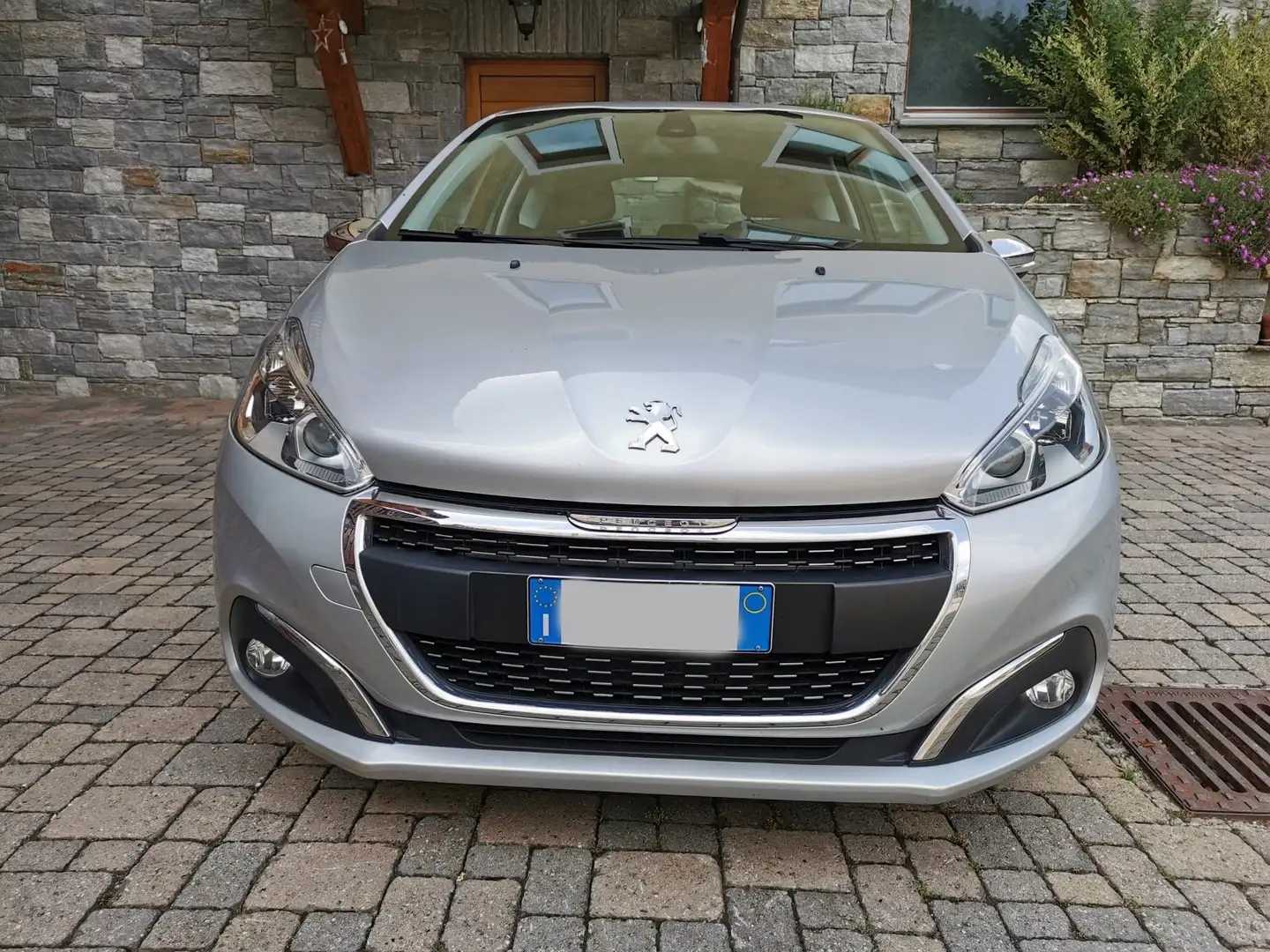 Peugeot 208 208 3p 1.2 puretech Allure 82cv Grigio - 2