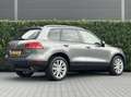 Volkswagen Touareg 3.0 TDI EURO 6, LEDER, CRUISE, NAVI, CAMERA, ECC-A Grijs - thumbnail 2