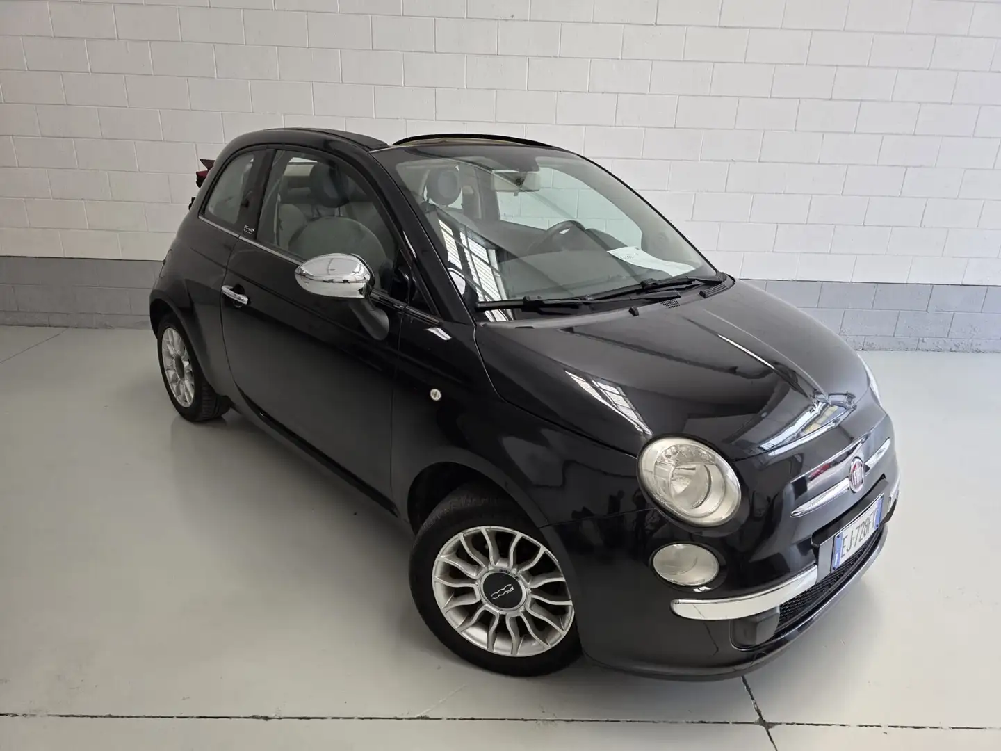 Fiat 500 C 1.2 Lounge Nero - 2