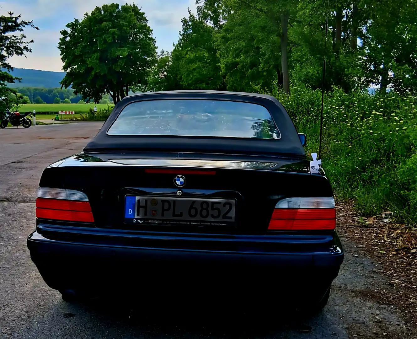 BMW 328 3er 328i Cabrio Negro - 2