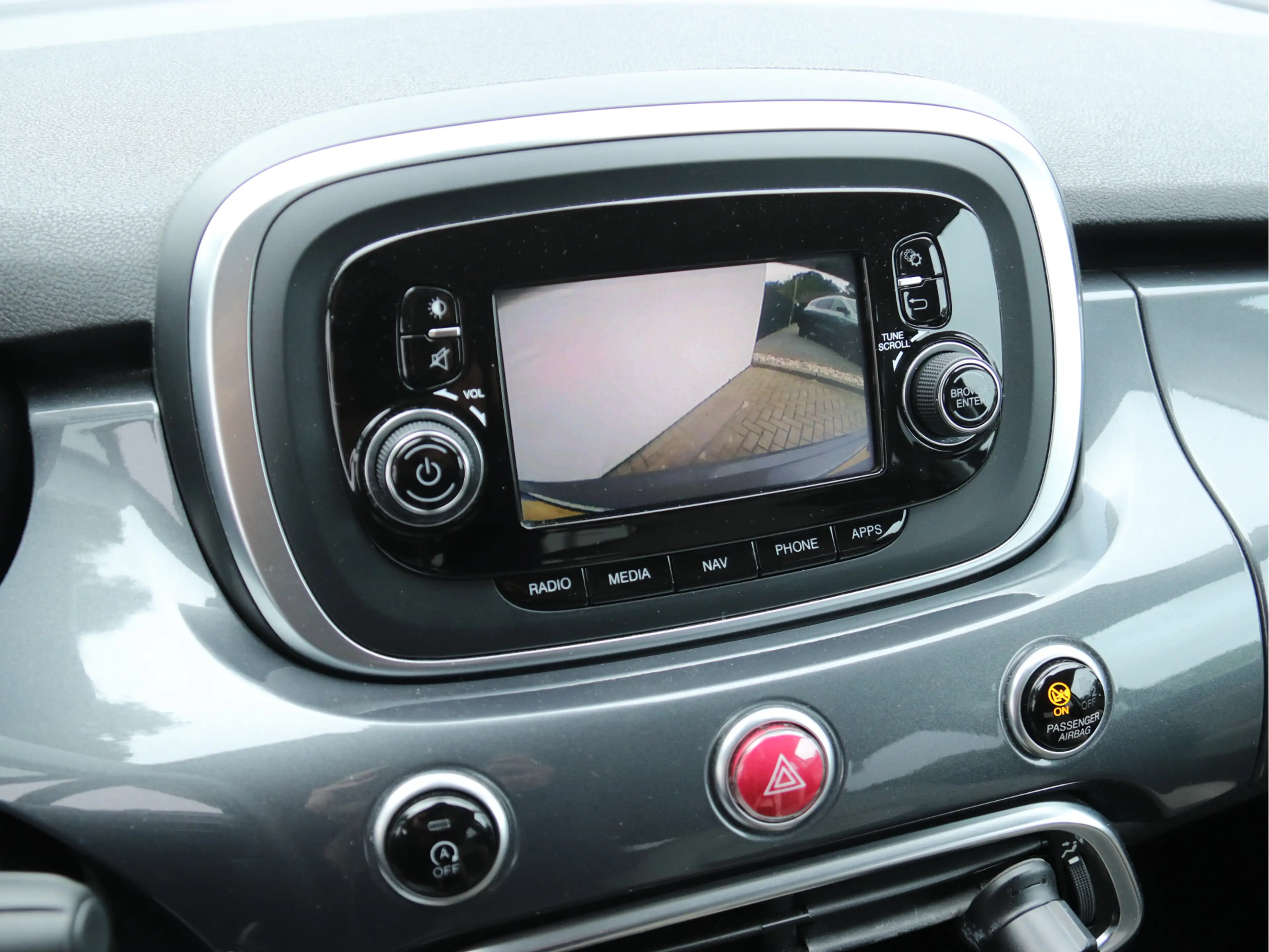 Fiat 500X 1.4 Turbo MultiAir Lounge CAMERA / NAVI / 18 INCH — photo 6