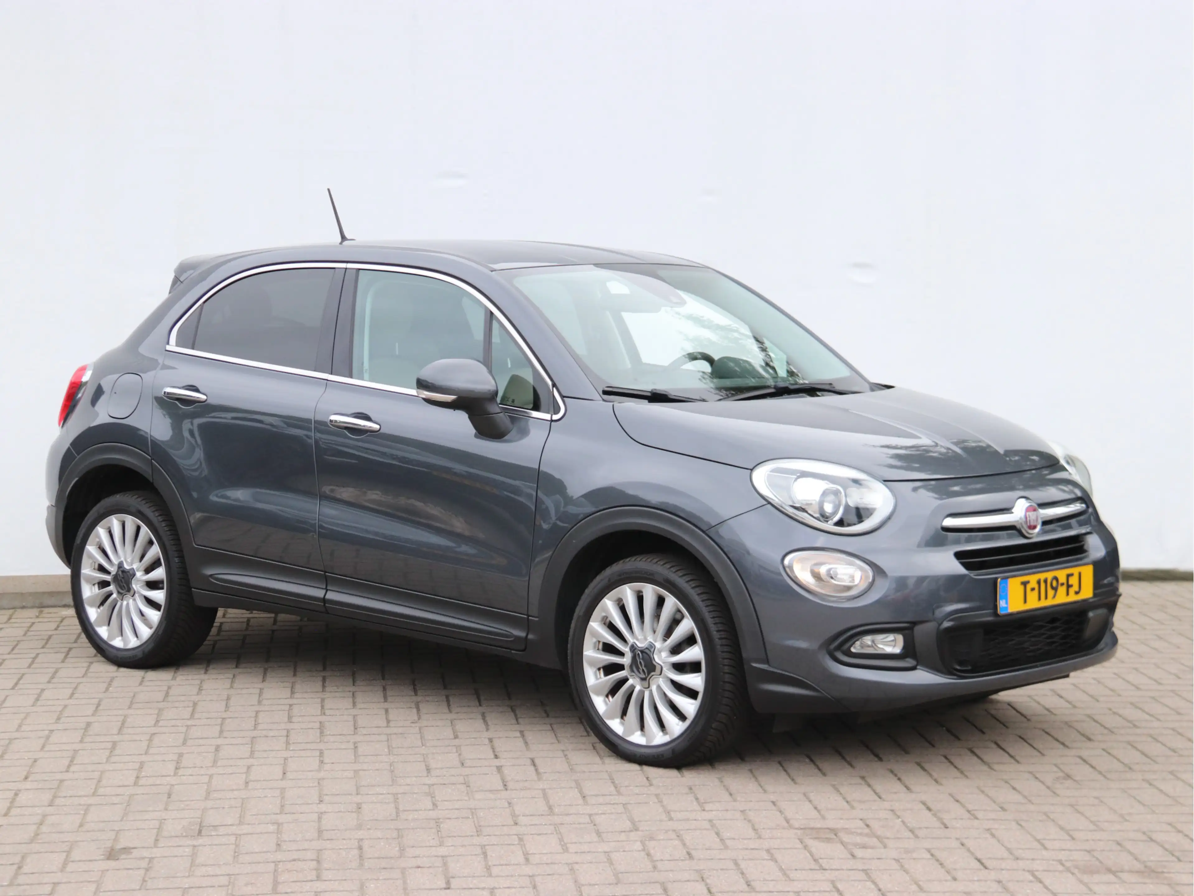 Fiat 500X 1.4 Turbo MultiAir Lounge CAMERA / NAVI / 18 INCH — photo 9