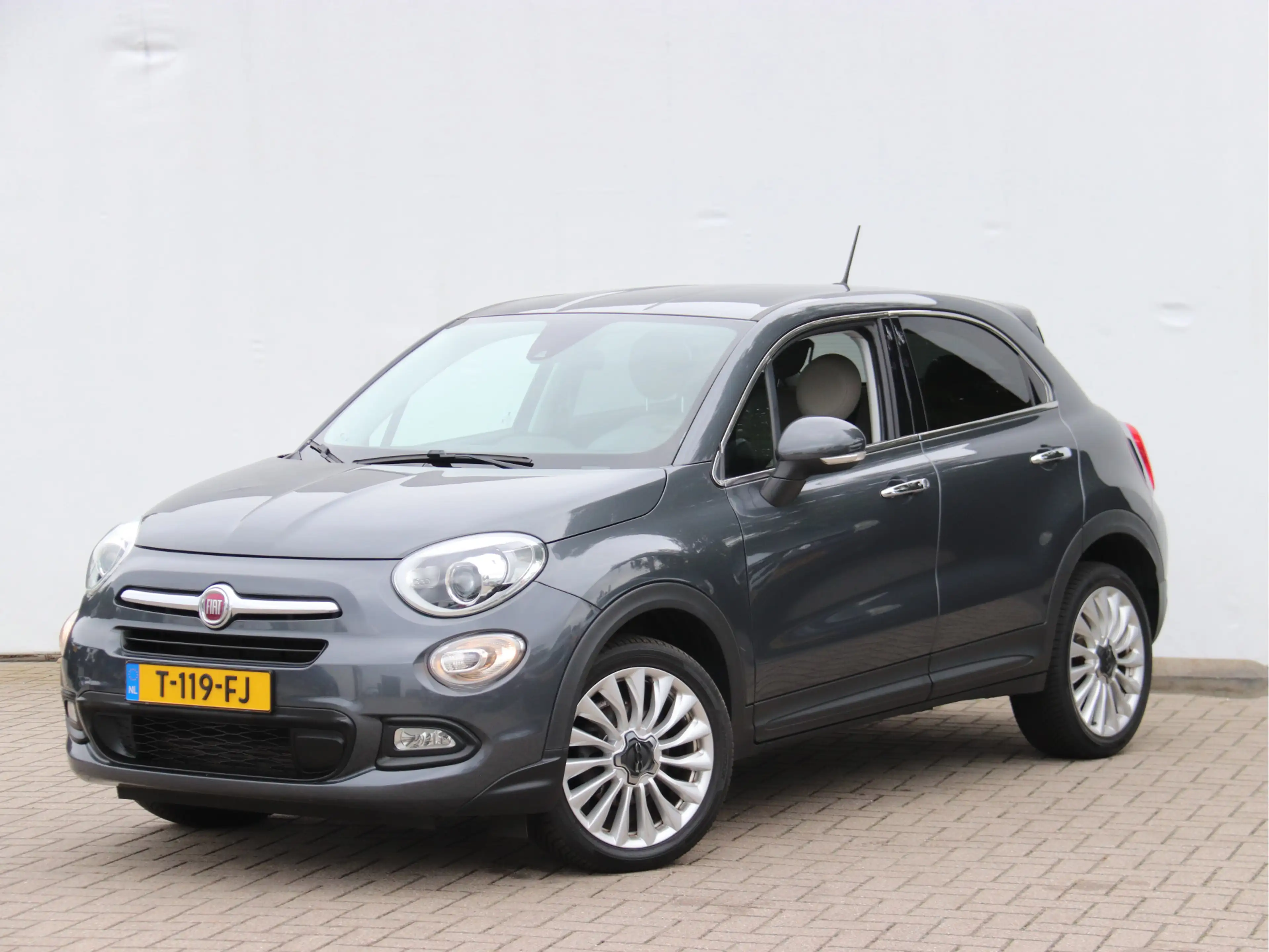 Fiat 500X 1.4 Turbo MultiAir Lounge CAMERA / NAVI / 18 INCH — photo 2