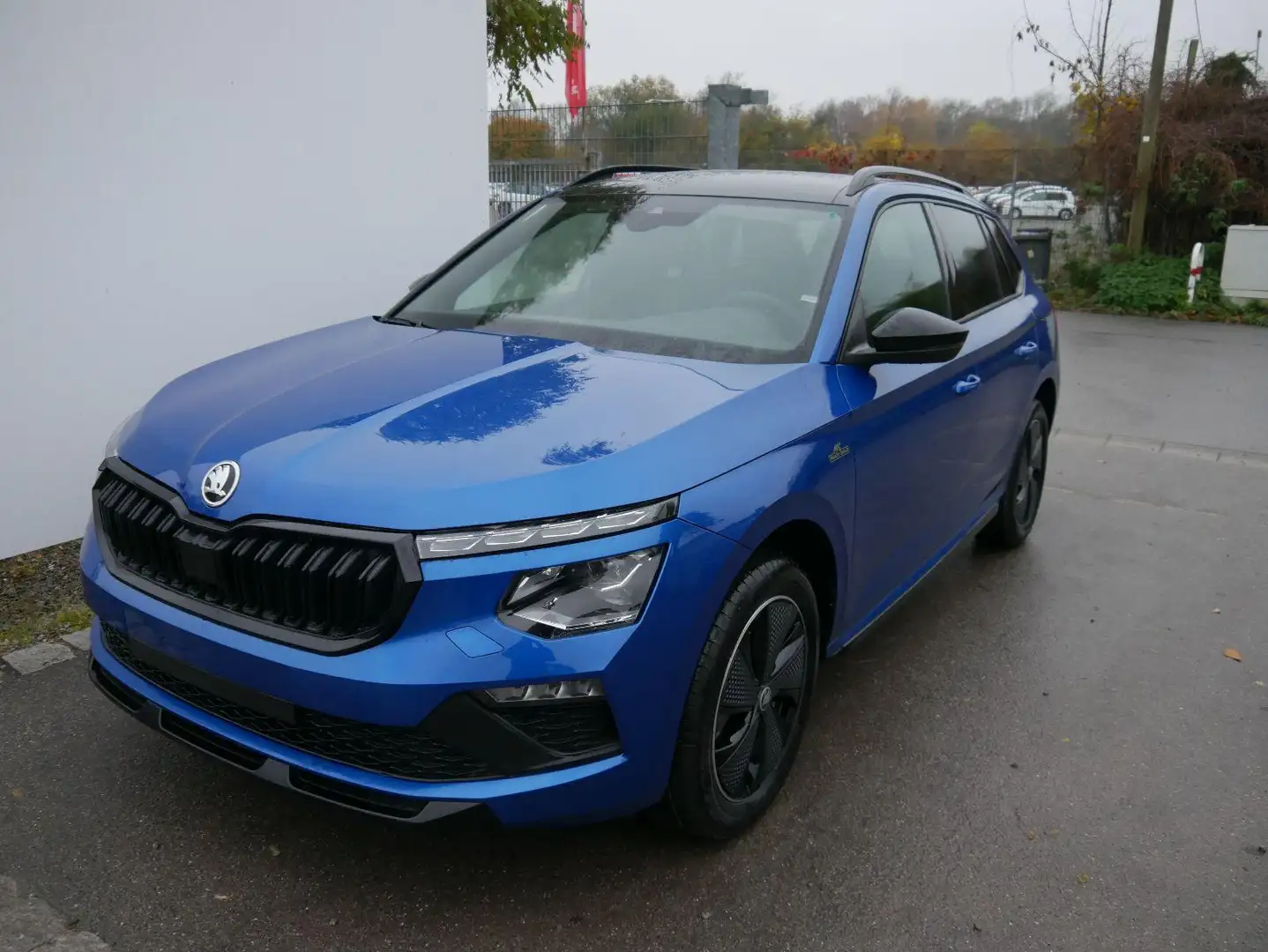 Skoda Kamiq Monte Carlo 1.5 TSI DSG*MATRIX-LED*SMARTLINK*PD... Blau - 1