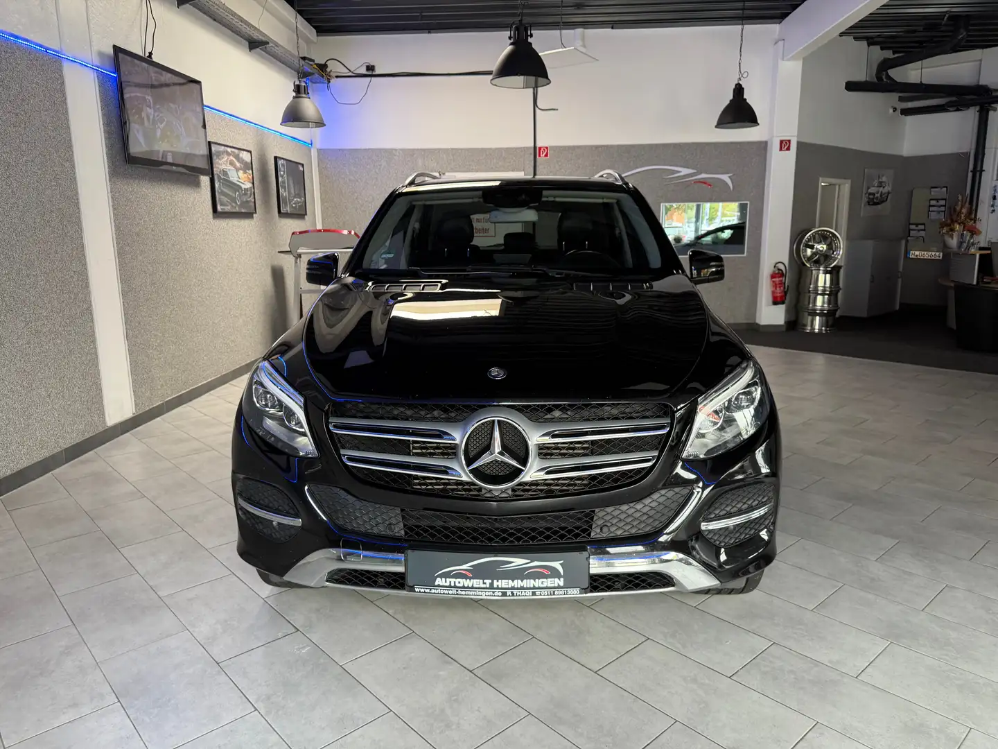 Mercedes-Benz GLE 350 d 3.0 4Matic*Mwst.*12M.Garantie*Finanzierung* Schwarz - 2