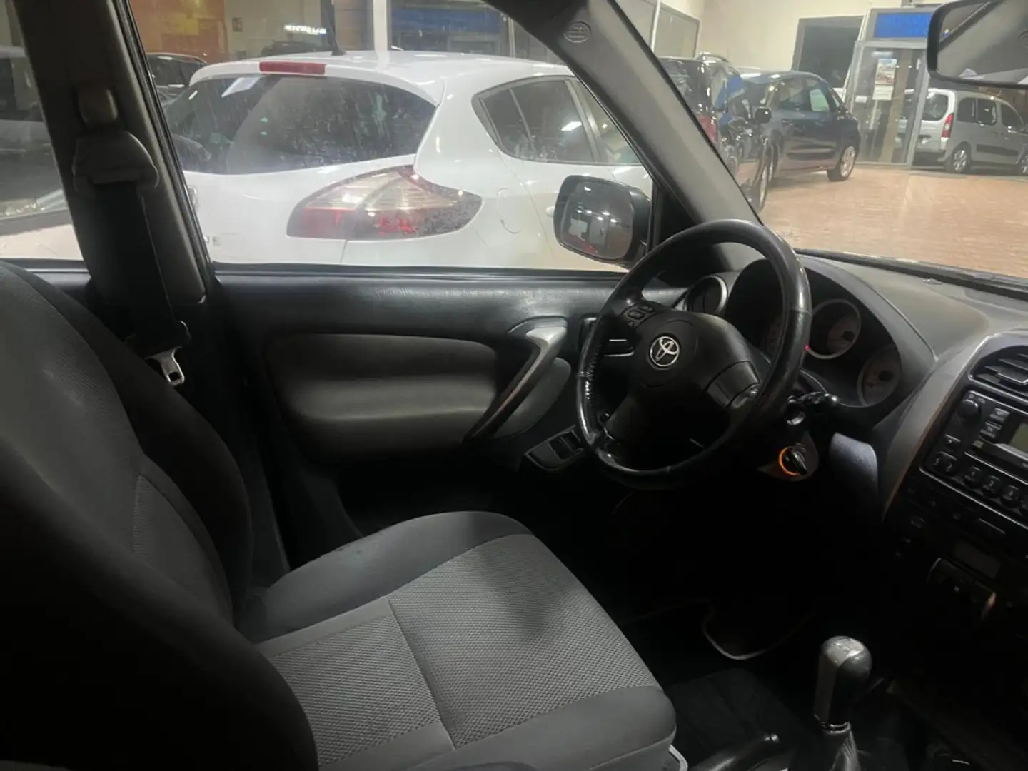 Toyota RAV 4 2.0D4-D Sol Negru - 2