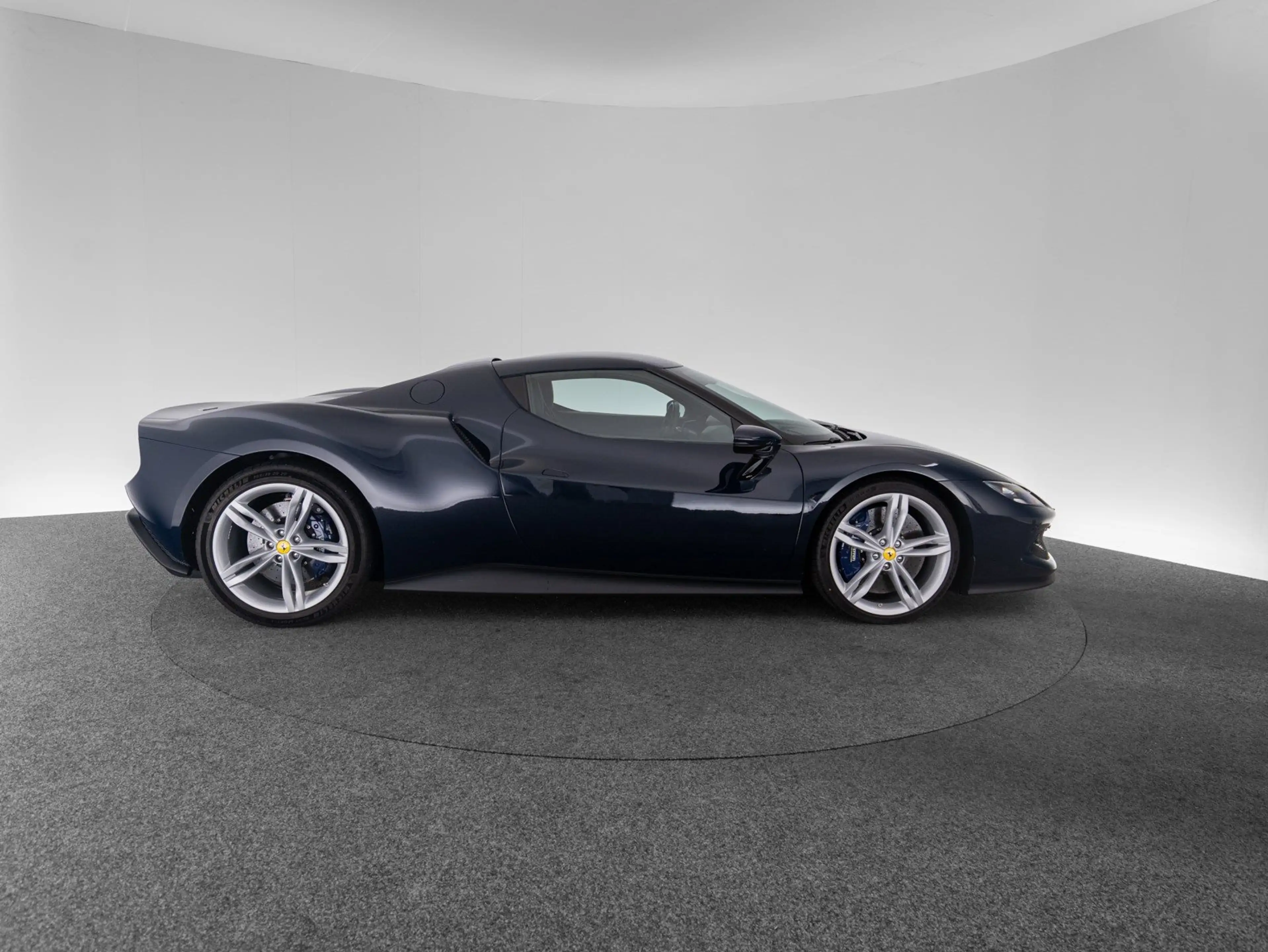 Ferrari 296 GTB — photo 7