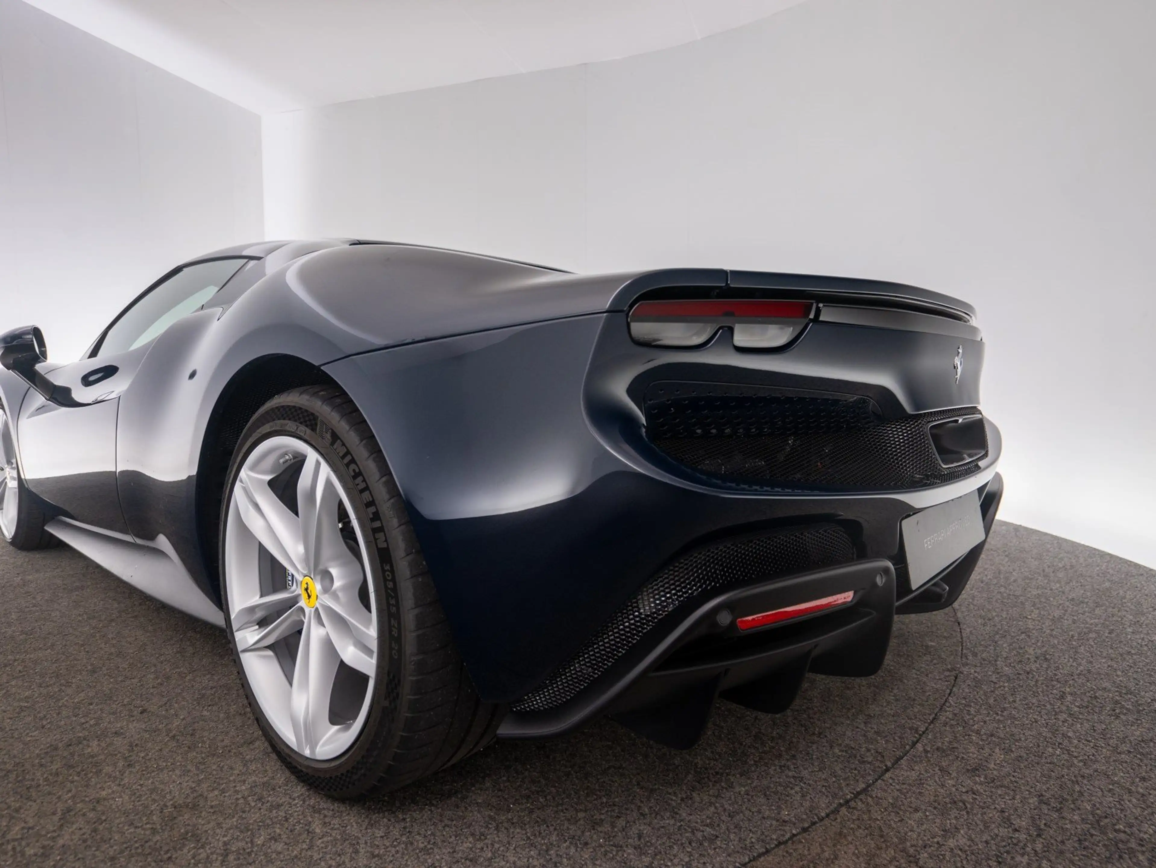 Ferrari 296 GTB — photo 15