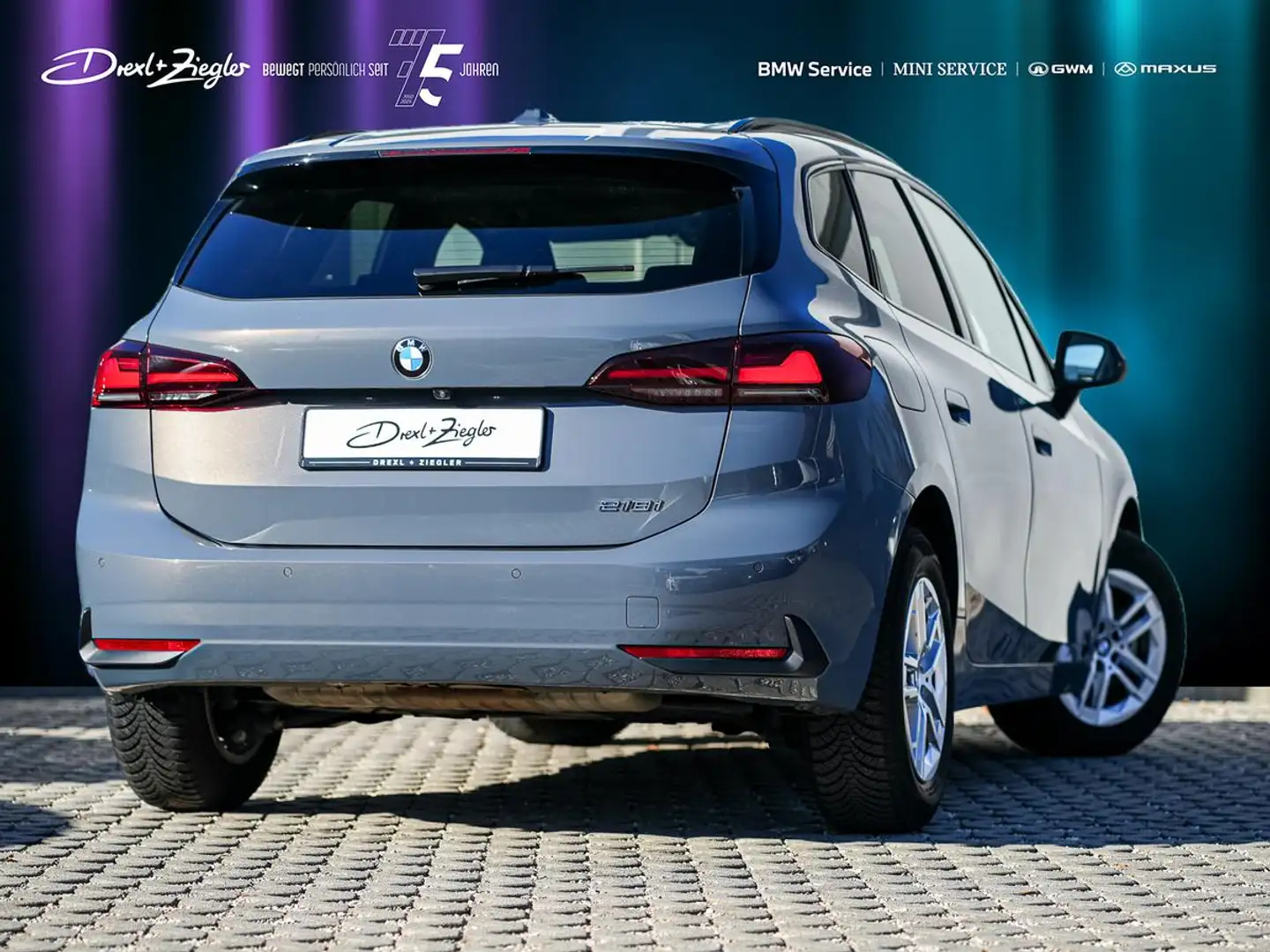 BMW 218 218i Active Tourer Travel GSD AHK LKH RFK M Dach Grijs - 2