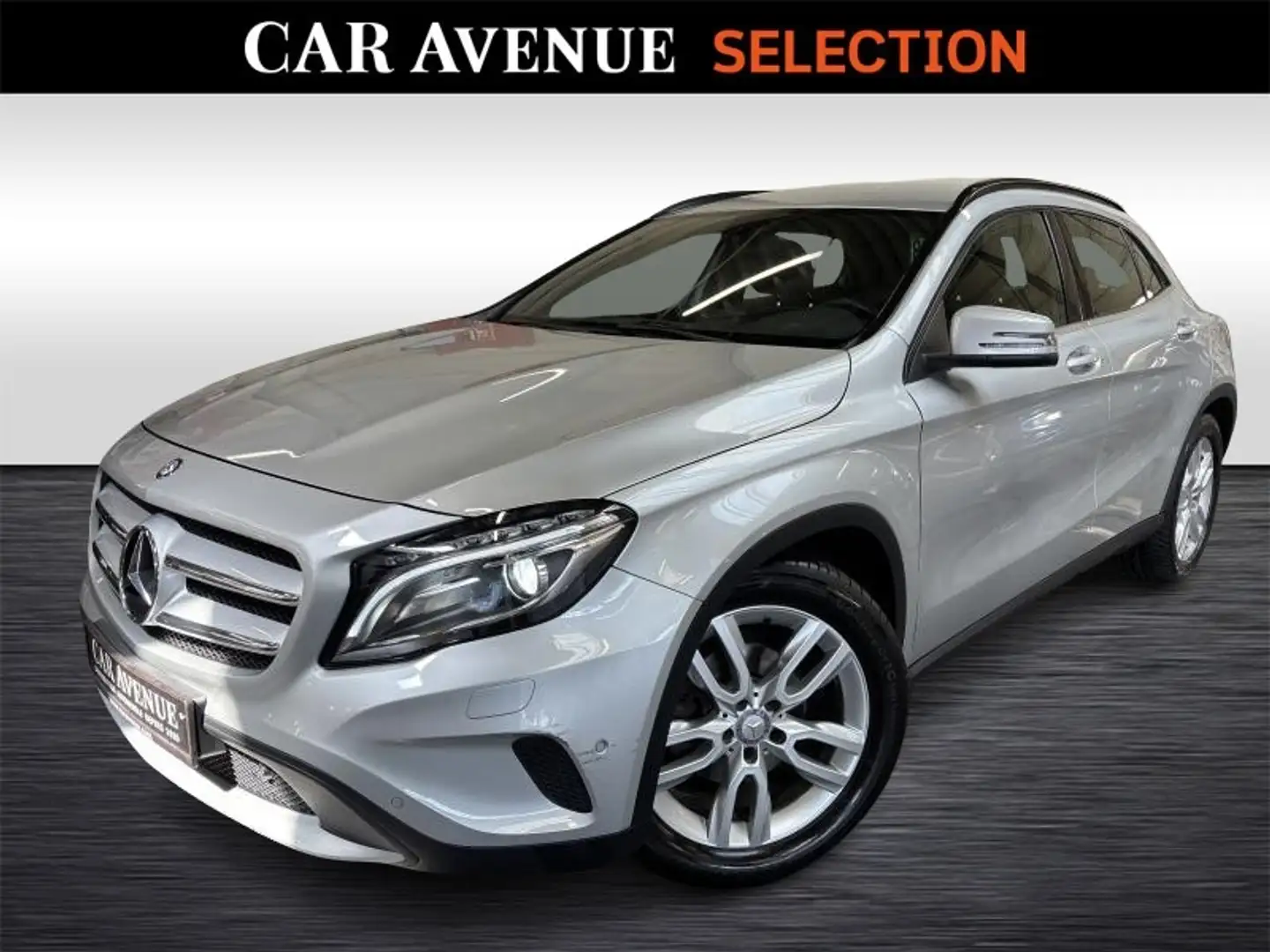Mercedes-Benz GLA 200 200 Gris - 1