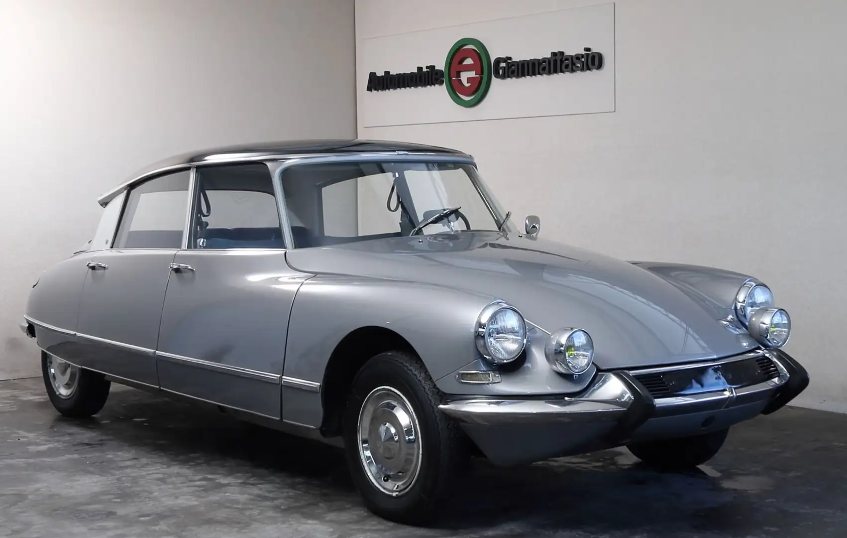 Citroen DS DS 21 Halbautomatik Original nicht Restaurier Grau - 1