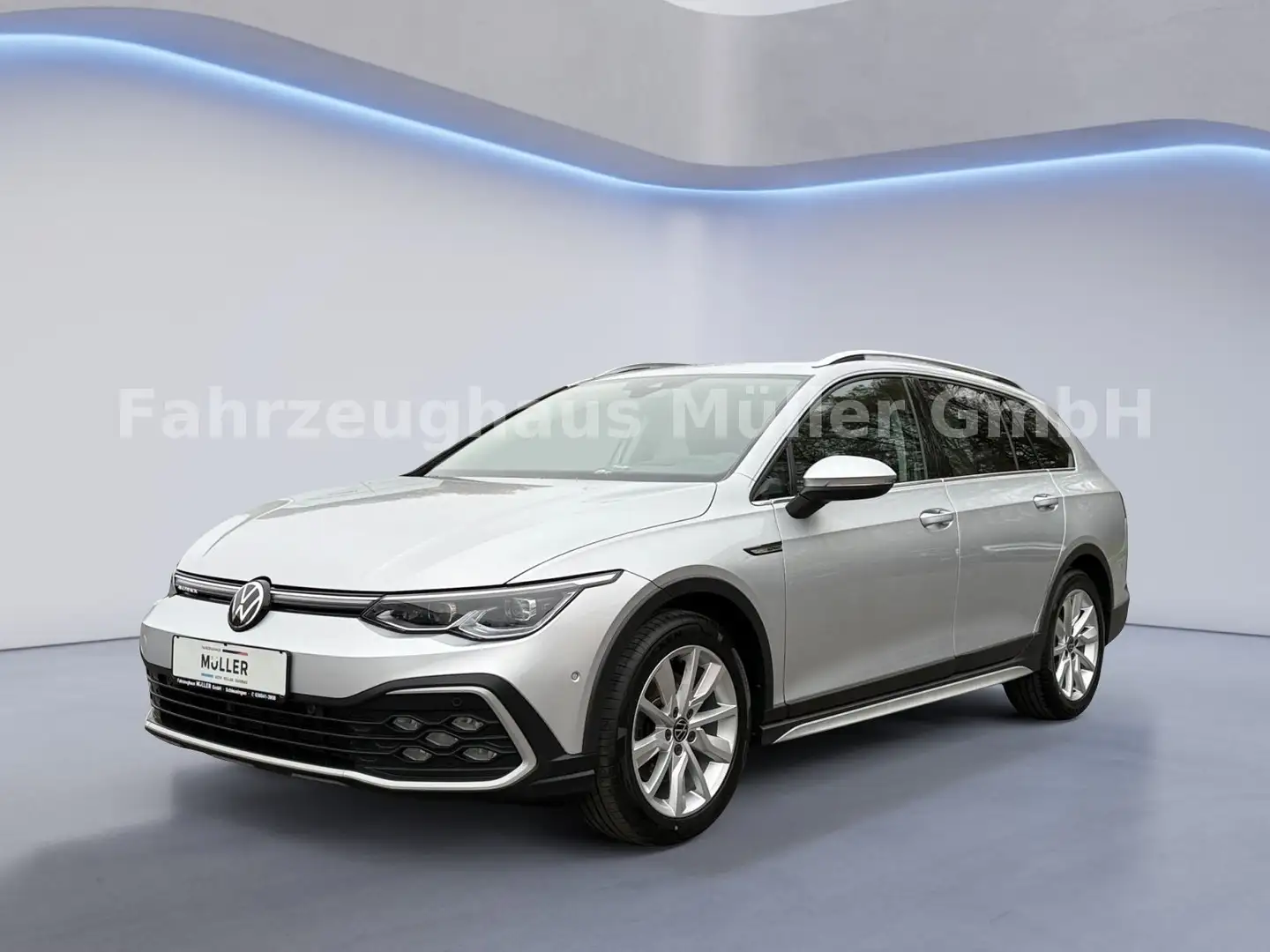 Volkswagen Golf VIII Variant Alltrack 4M AHK*DCC*RFK*147kW Silber - 1