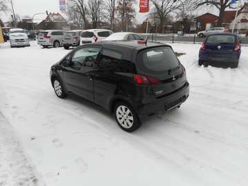 Bild 5 Mitsubishi Colt 3-Türer CZ3 1.1