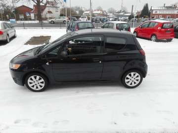 Bild 2 Mitsubishi Colt 3-Türer CZ3 1.1