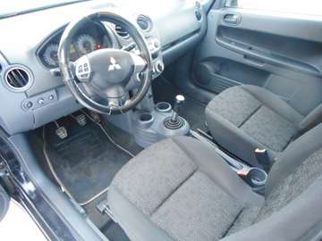Bild 9 Mitsubishi Colt 3-Türer CZ3 1.1