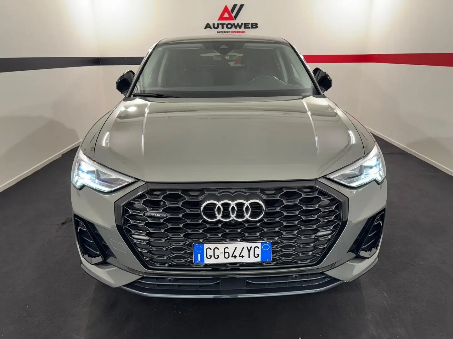 Audi Q3 Q3 SPB 35 TDI quattro S tronic S line edition Verde - 2