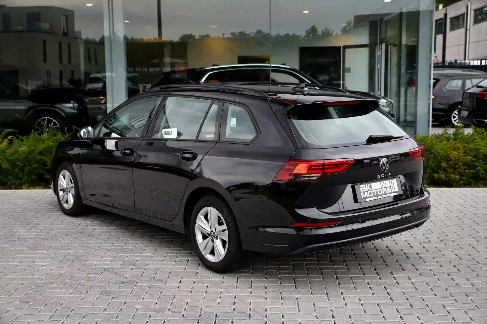 Volkswagen Golf Variant 2.0 TDI SCR-CARPLAY-ACC-LED-AMBIANT-LANE ASSIST... Noir - 2