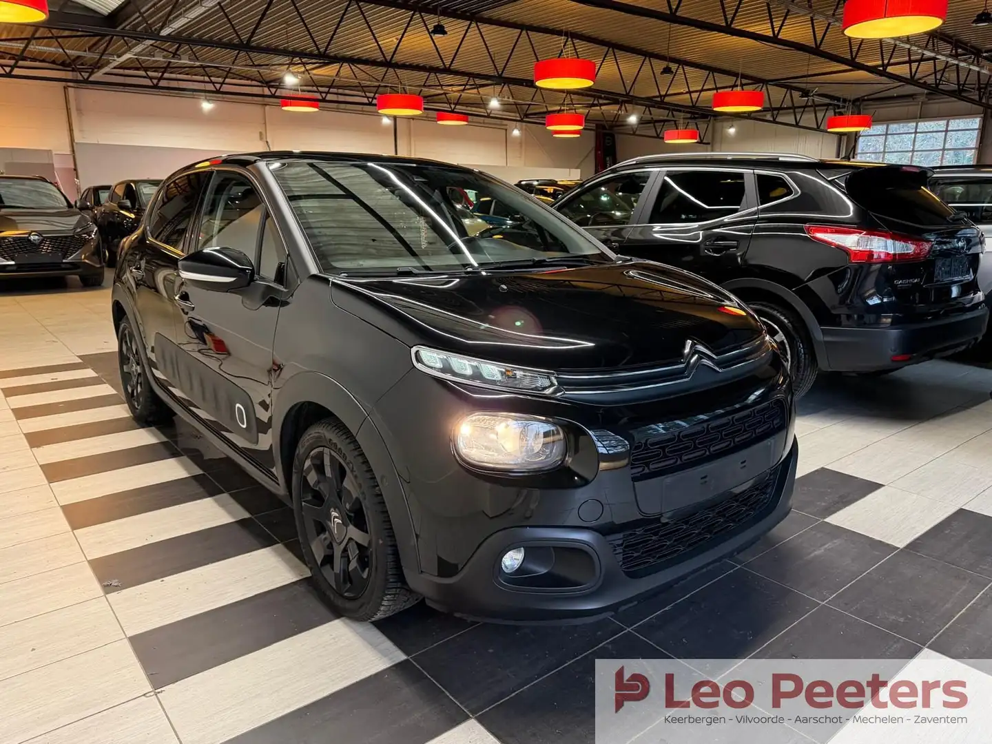 Citroen C3 Benzine Automaat 110Pk Full Option Schwarz - 2
