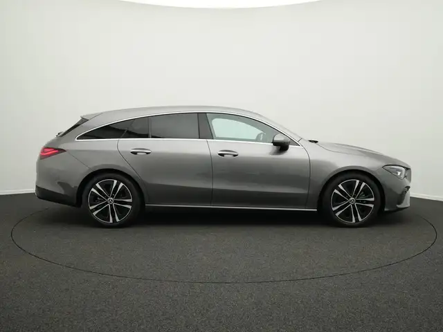 Mercedes-Benz Cla view 5