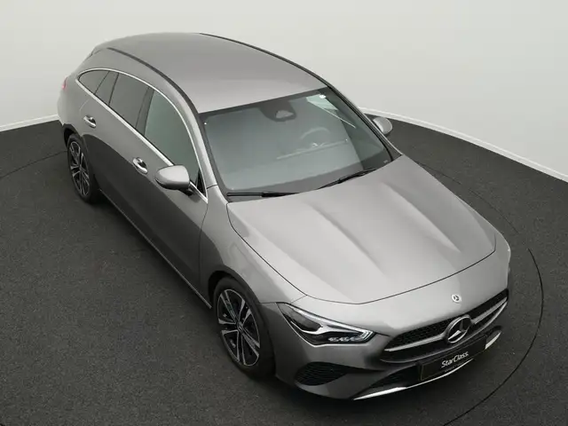 Mercedes-Benz Cla view 12