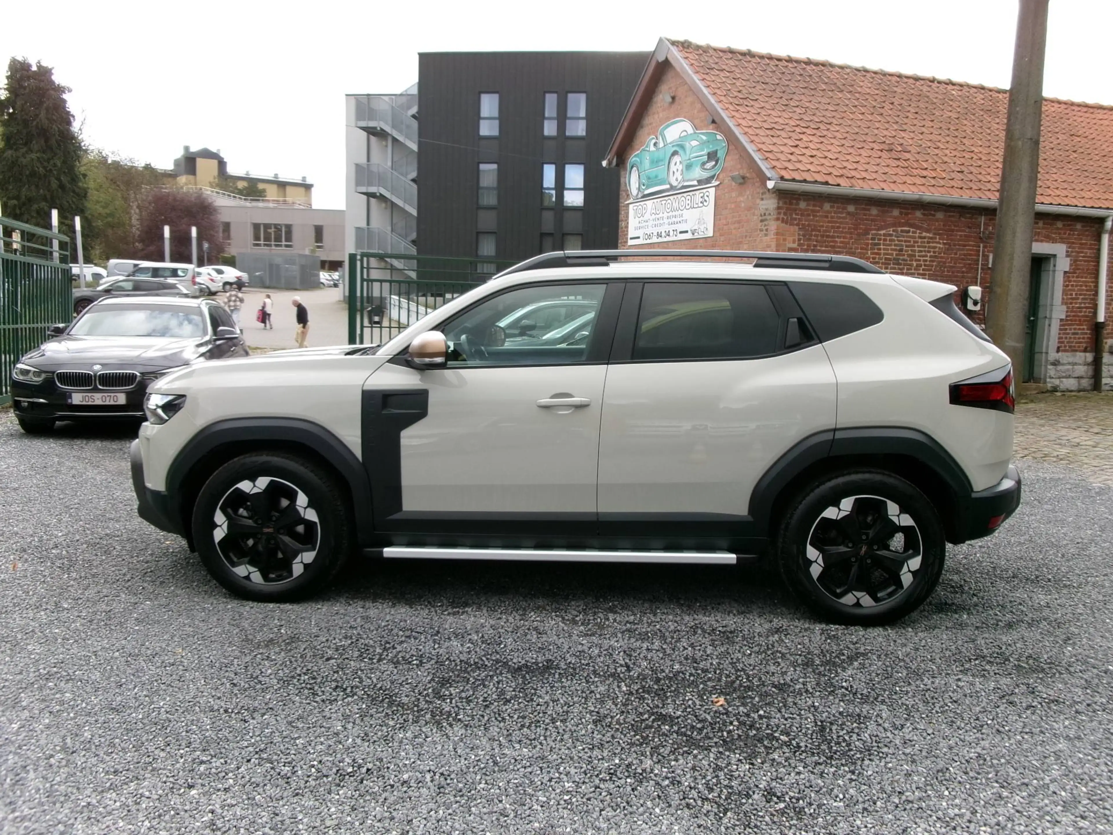 Dacia Duster EXTREME HYBRIDE 140. — photo 8