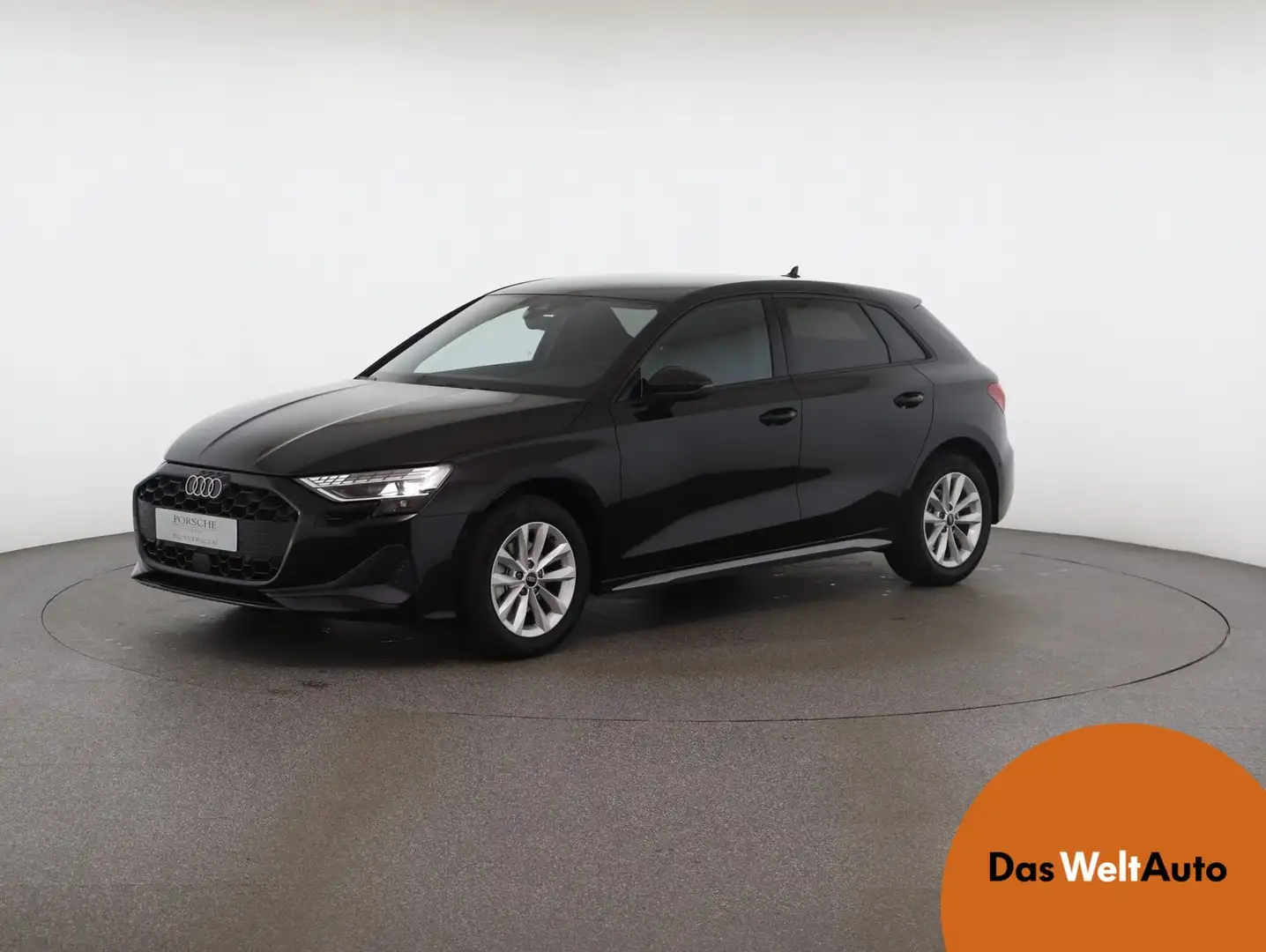 Audi A3 30 TFSI Noir - 1