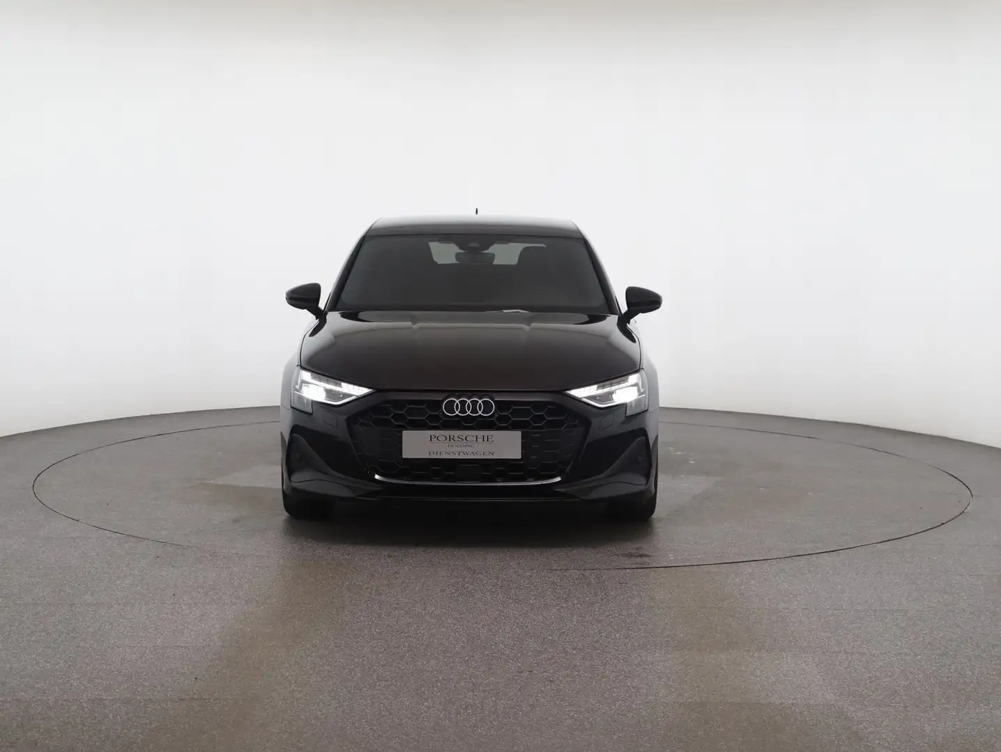 Audi A3 30 TFSI Noir - 2