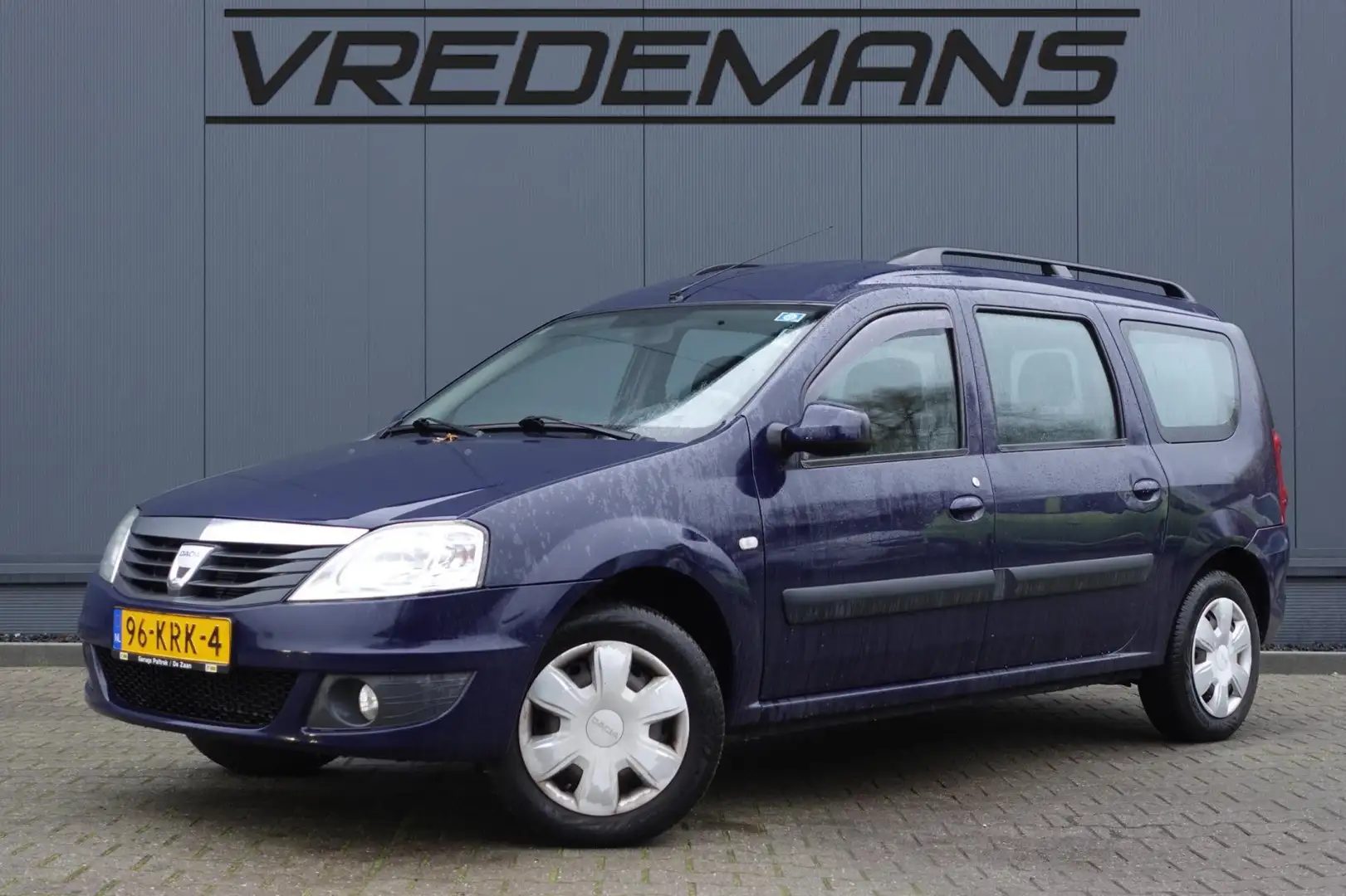 Dacia Logan MCV 1.6 Lauréate Blauw - 1