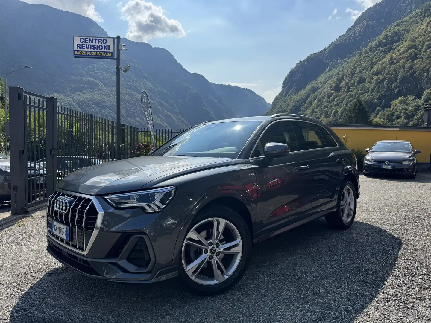 Audi Q3 Q3 35 2.0 tdi S-line quattro s-tronic Grigio - 1