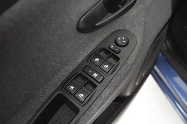 Lancia Ypsilon view 13