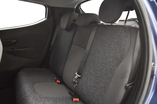 Lancia Ypsilon view 14