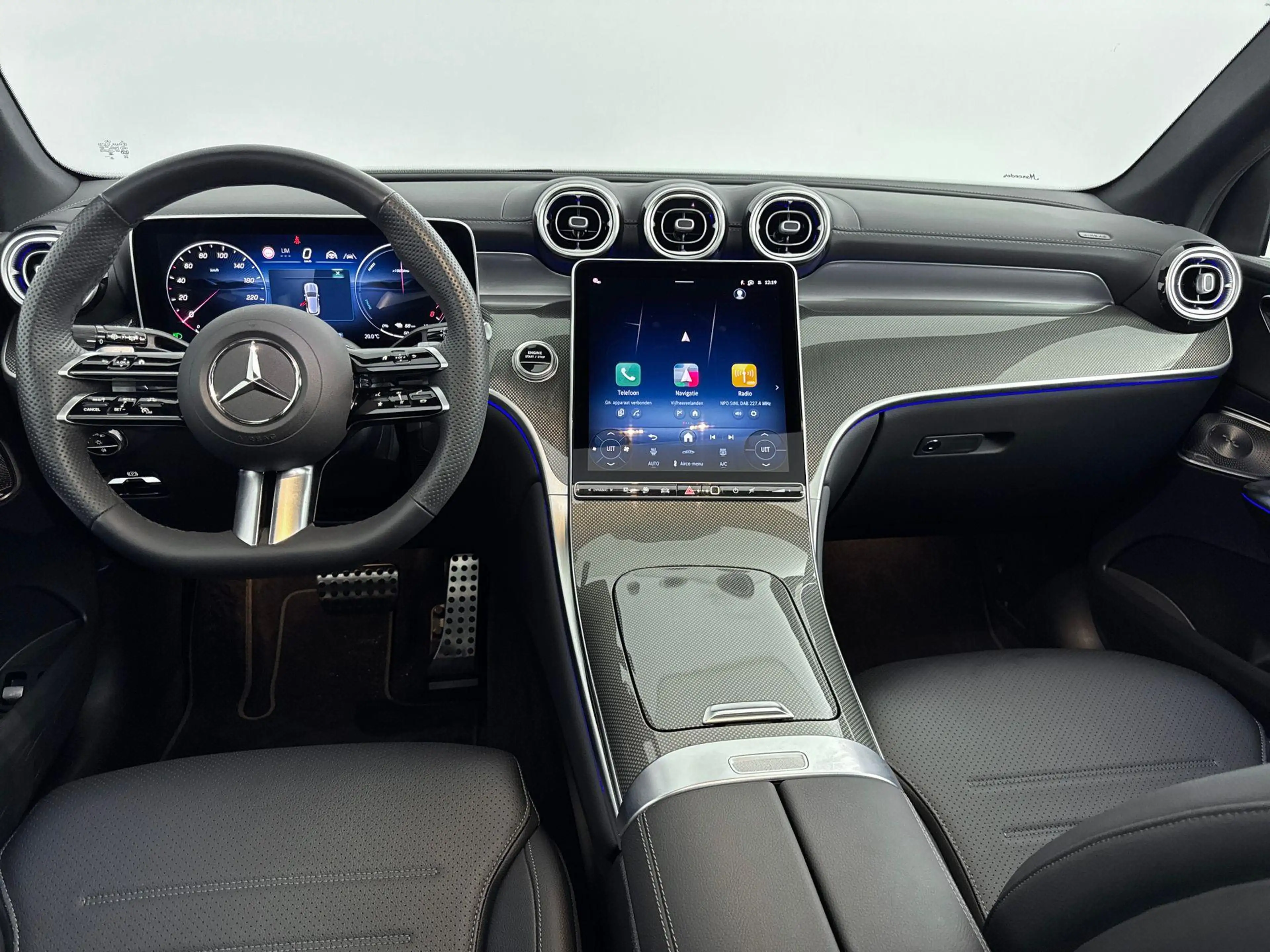 Mercedes-Benz GLC 400 400e 4MATIC AMG Line | MANUFAKTUR | Premium Pakket — photo 3