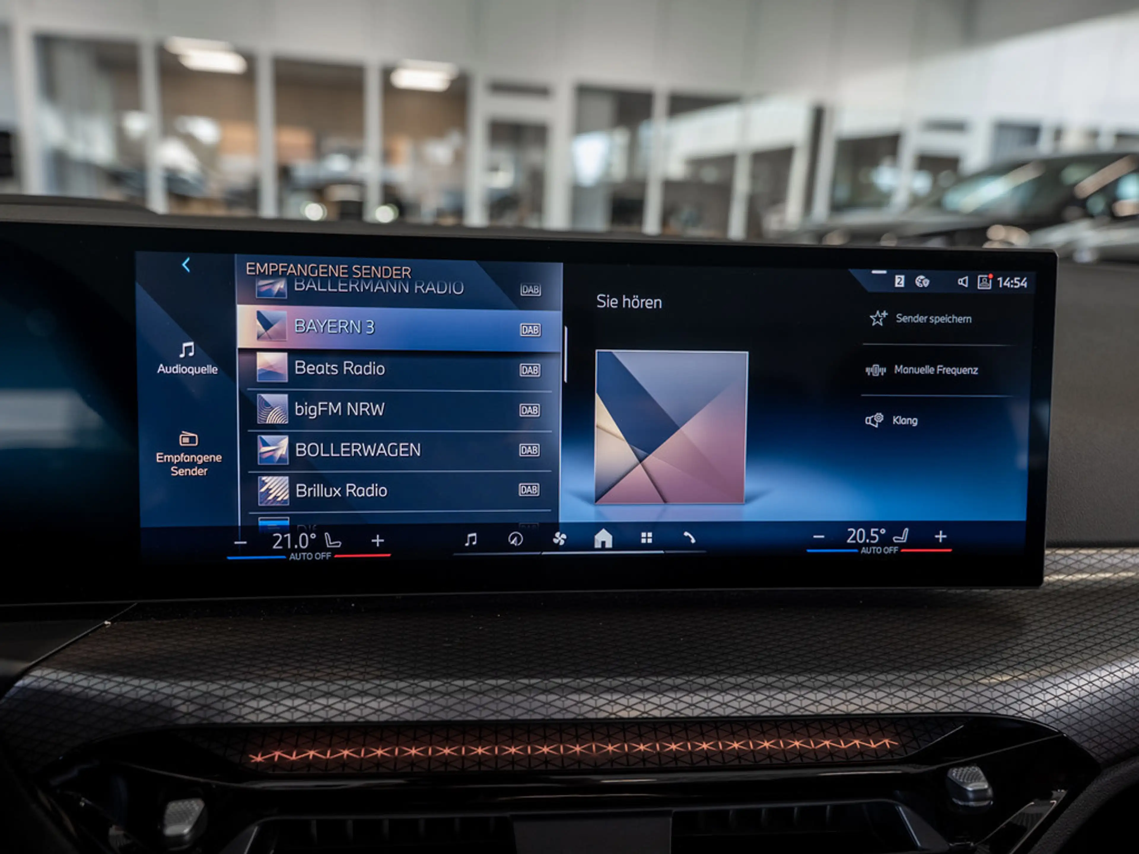 BMW 420 i Cabrio FACEL. 360° LED ACC NAVI H/K SHZ — photo 15