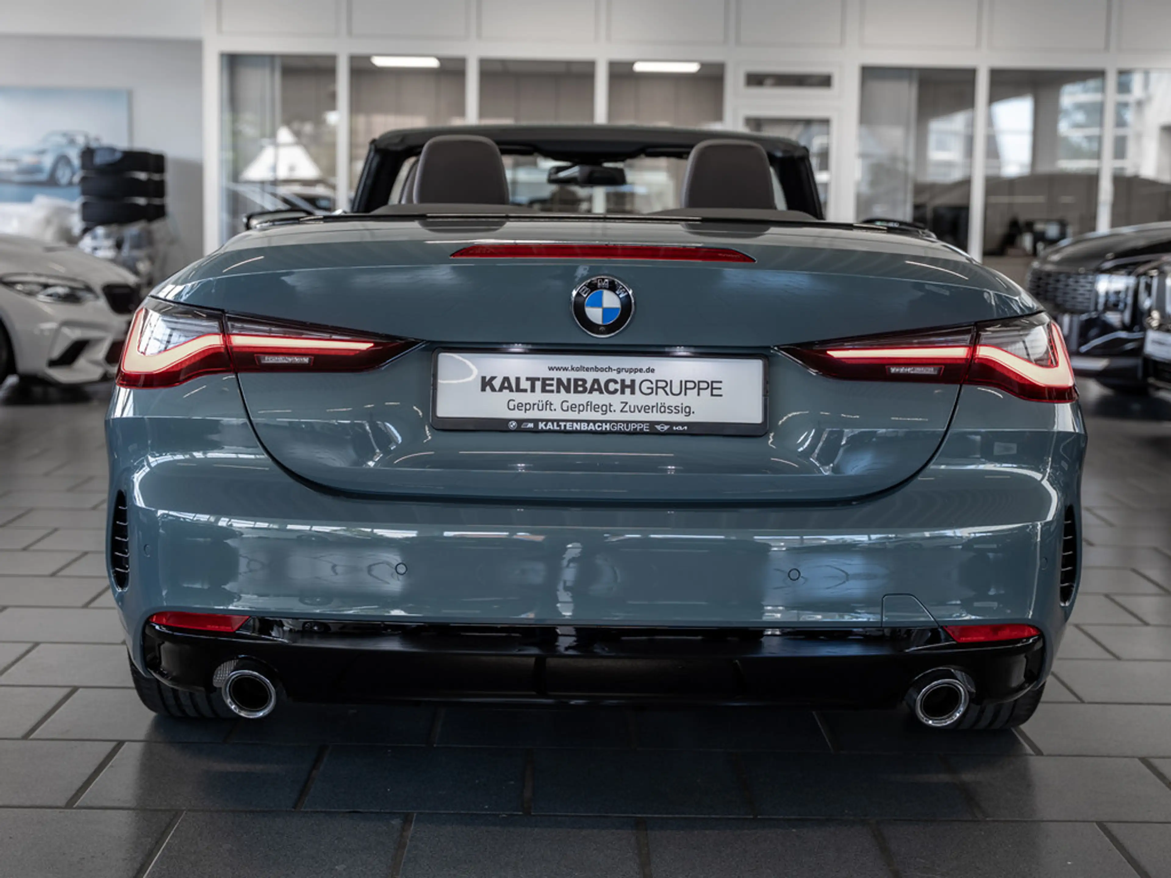 BMW 420 i Cabrio FACEL. 360° LED ACC NAVI H/K SHZ — photo 6