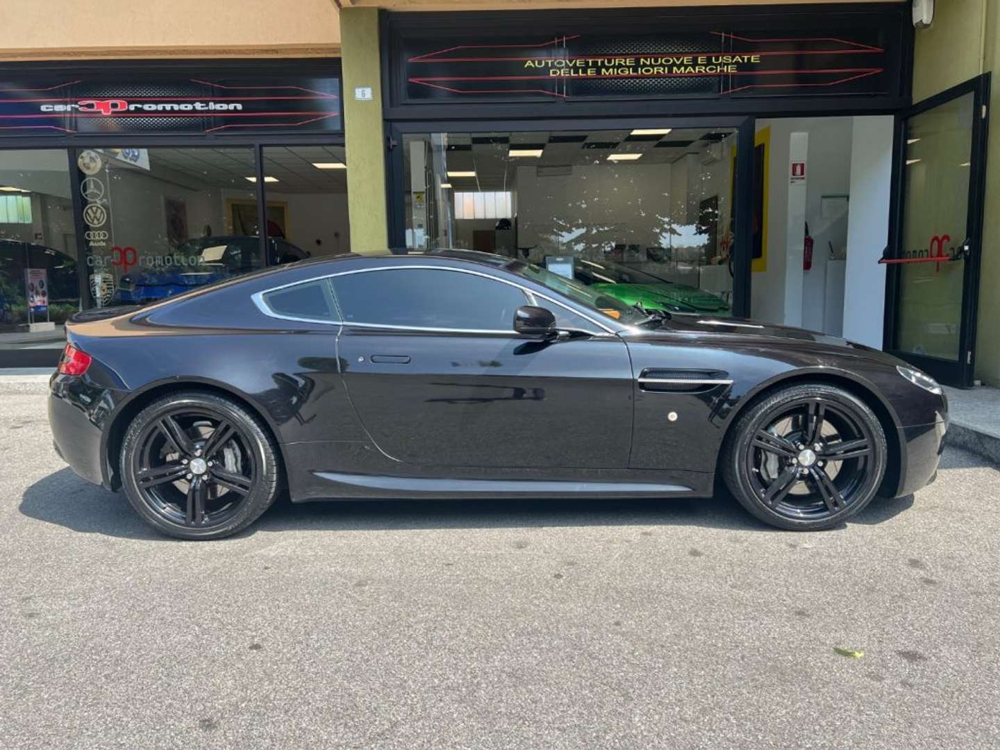 Aston Martin Vantage Coupe V8 Sportshift - - Joinsteer - #2