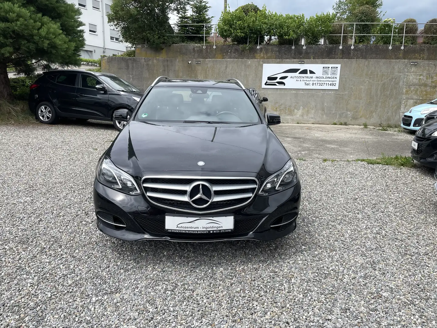 Mercedes-Benz E 200 T 7G-TRONIC Avantgarde Noir - 2