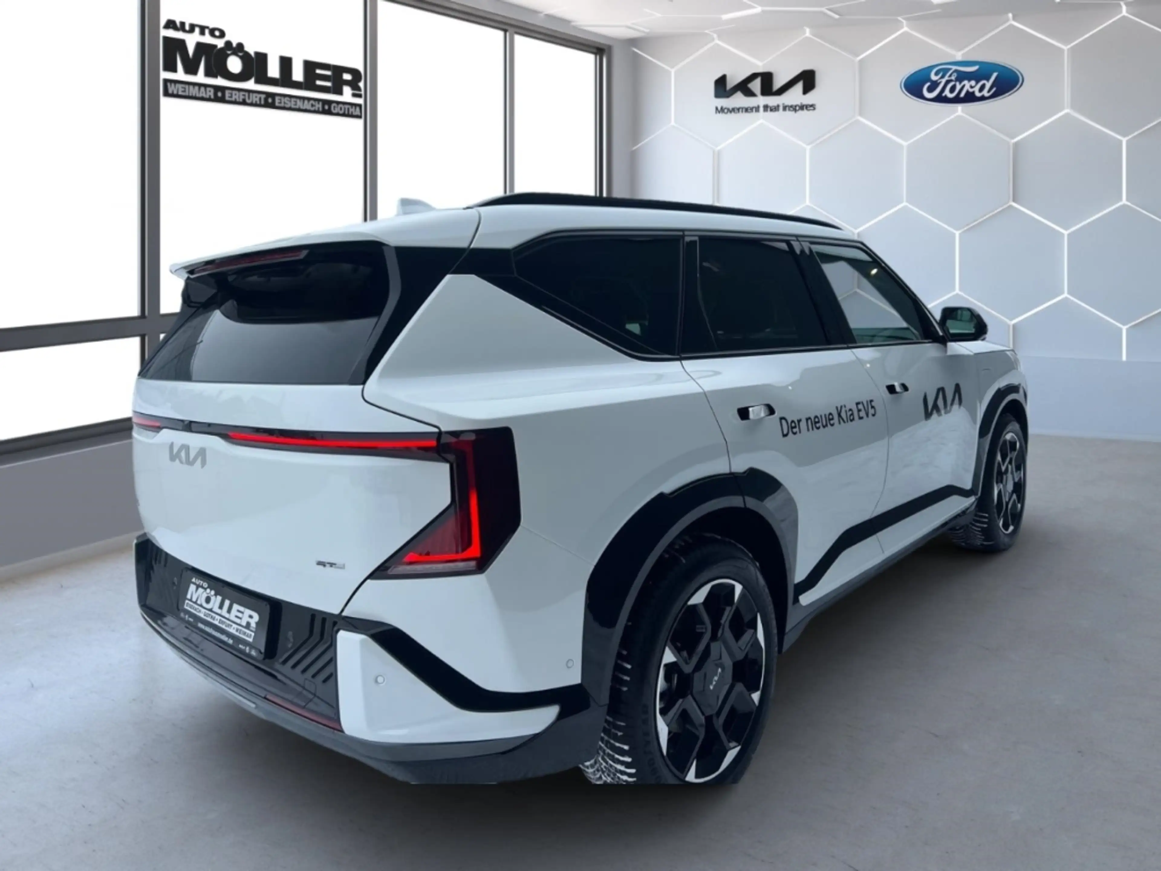Kia EV5 GT-Line Glasdach Drive 81,4-kWh ACC Massage Head-U — photo 4
