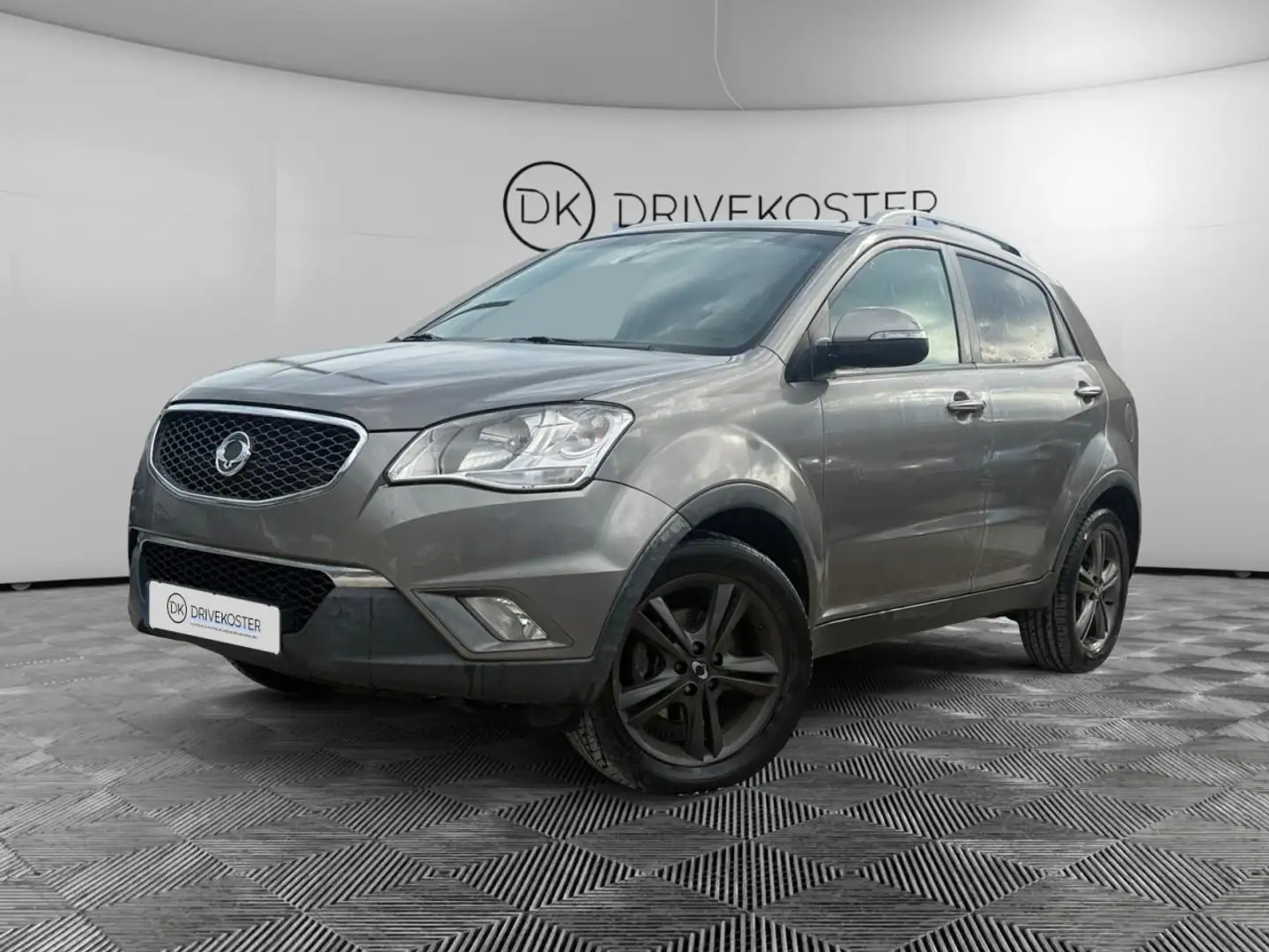 SsangYong Korando Korando e-XDI 200 4WD  2011 Pack Sport Gris - 1