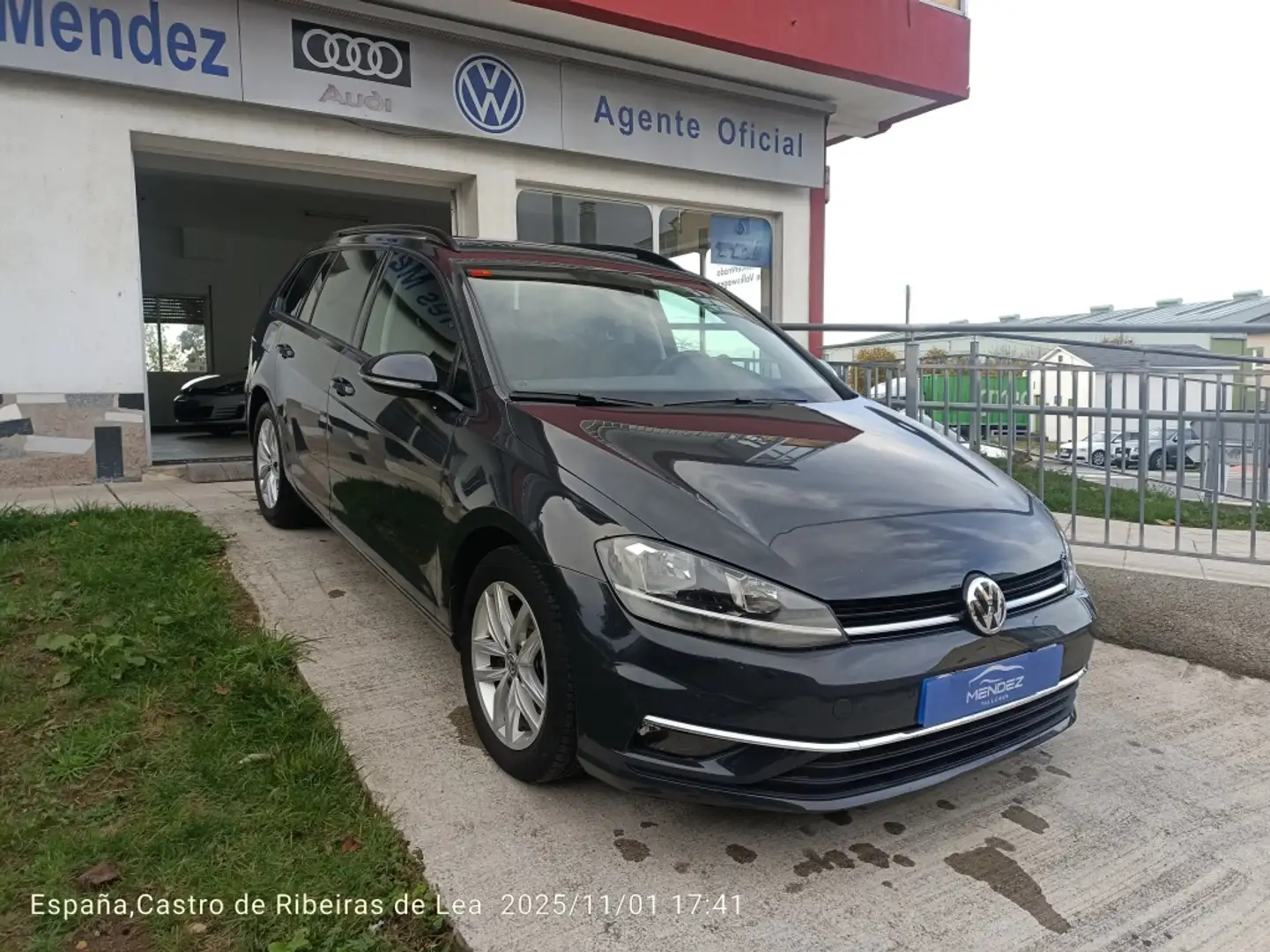 Volkswagen Golf Variant 2.0TDI Advance Gris - 2