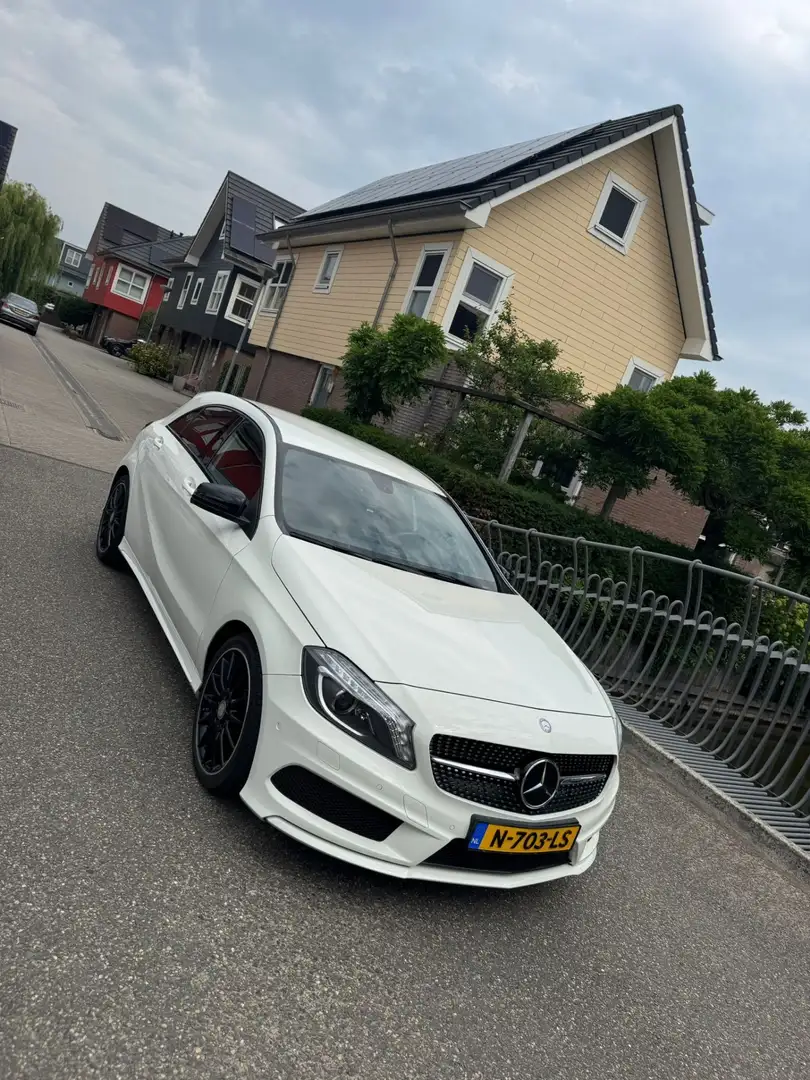 Mercedes-Benz A 180 Ambition Bílá - 1
