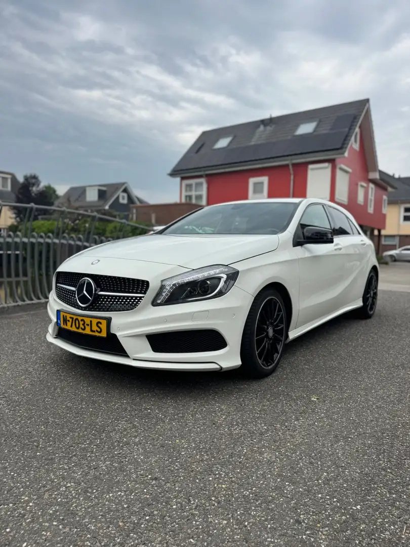 Mercedes-Benz A 180 Ambition Bílá - 2