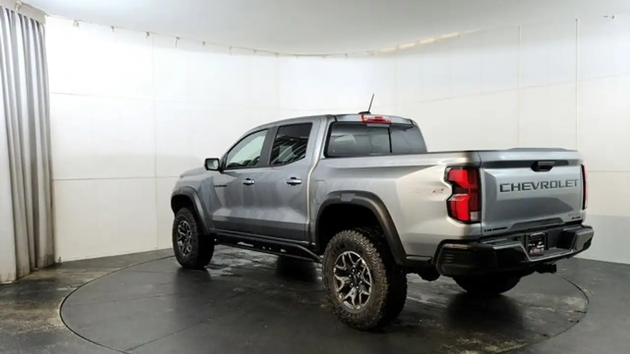 Chevrolet Colorado снимка Chevrolet Colorado