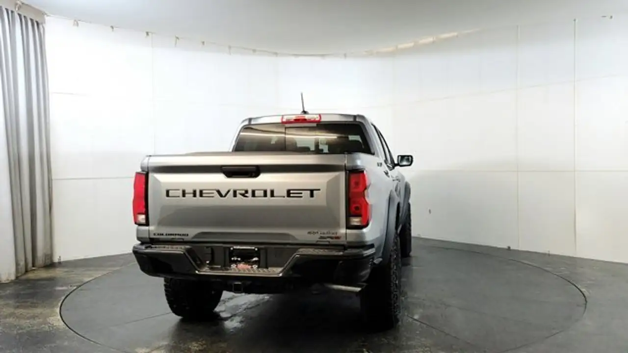 Chevrolet Colorado снимка Chevrolet Colorado