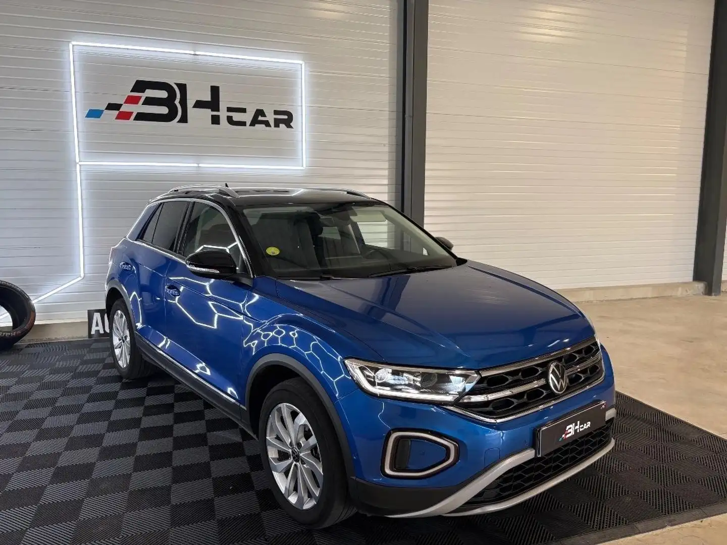 Volkswagen T-Roc 2.0 TDI 150 STYLE EXCLUSIVE DSG BVA - 1