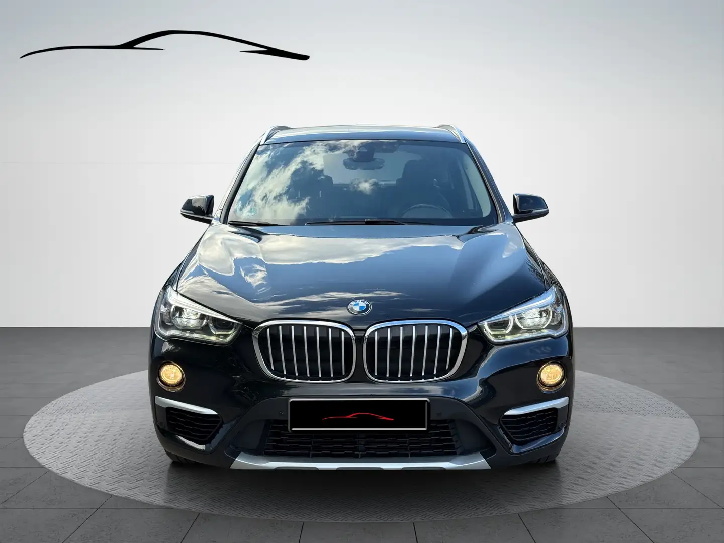BMW X1 xDrive 18 d xLine / AUTOMATIK / NAVI / LEDER /LED Noir - 2